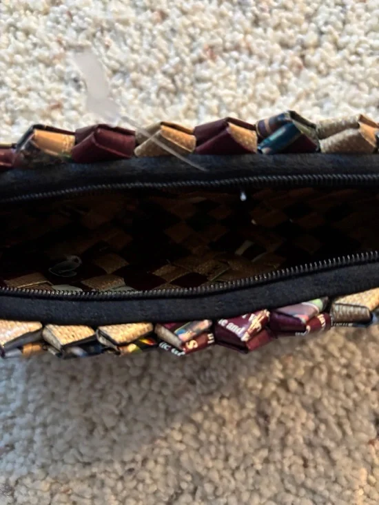 Upcycled Woven clutch with zipper NWOT - Picture 3 of 9